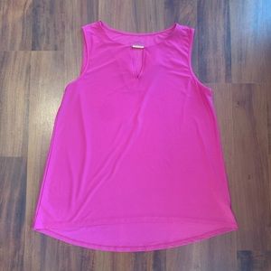 Carmen Marc Valvo Keyhole Sleeveless Top